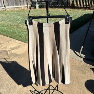 NWOT Sioni Black Tan Stripe Skirt 28 Waist Pull On